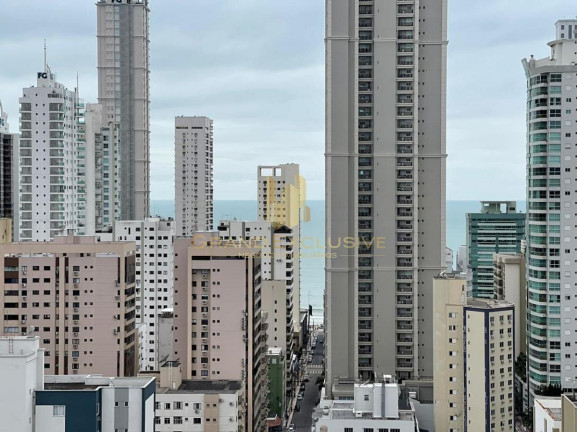 Imagem Apartamento com 3 Quartos à Venda, 132 m² em Centro - Balneário Camboriú Imagem Apartamento com 3 Quartos à Venda, 132 m² em Centro - Balneário Camboriú