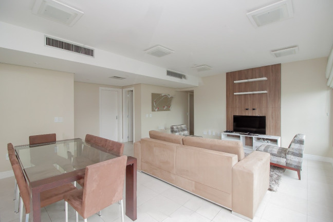 Imagem Apartamento com 3 Quartos à Venda, 120 m² em Três Figueiras - Porto Alegre