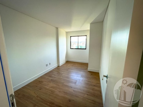 Imagem Apartamento com 3 Quartos à Venda, 120 m² em Meia Praia - Itapema