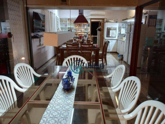 Imagem Casa com 3 Quartos à Venda, 450 m² em Pendotiba - Niterói