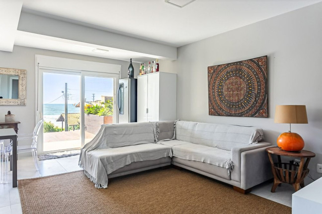 Imagem Casa com 5 Quartos à Venda, 220 m² em Morrinhos - Garopaba Imagem Casa com 5 Quartos à Venda, 220 m² em Morrinhos - Garopaba
