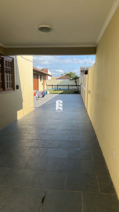 Imagem Casa com 3 Quartos à Venda, 220 m² em Juscelino Kubitschek - Santa Maria