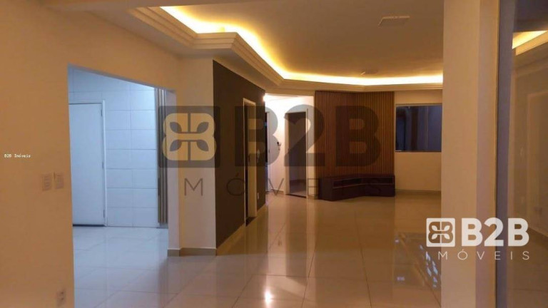 Imagem Casa com 3 Quartos à Venda, 250 m² em Jardim Paulista - Bauru Imagem Casa com 3 Quartos à Venda, 250 m² em Jardim Paulista - Bauru