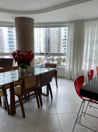 Imagem Apartamento com 3 Quartos à Venda, 189 m² em Centro - Balneário Camboriú Imagem Apartamento com 3 Quartos à Venda, 189 m² em Centro - Balneário Camboriú