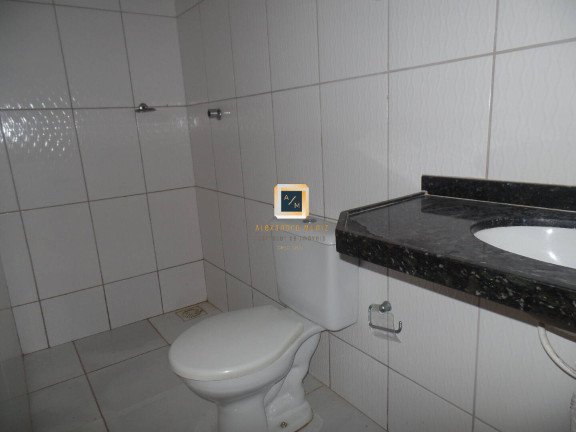 Imagem Casa com 3 Quartos à Venda, em Lagoa Redonda - Fortaleza Imagem Casa com 3 Quartos à Venda, em Lagoa Redonda - Fortaleza