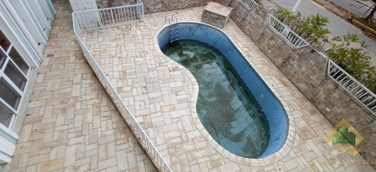 Imóvel Comercial à Venda, 675 m² em Itaguá - Ubatuba