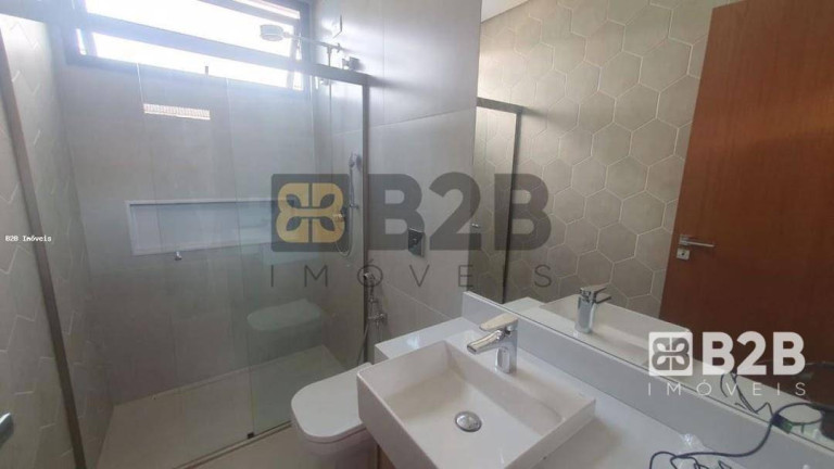 Imagem Casa com 3 Quartos à Venda, 290 m² em Jardim Estoril 5 - Bauru Imagem Casa com 3 Quartos à Venda, 290 m² em Jardim Estoril 5 - Bauru