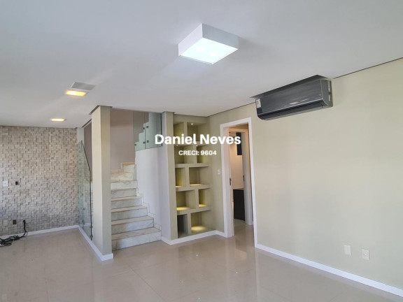 Imagem Casa de Condomínio com 5 Quartos à Venda, 172 m² em Buraquinho - Lauro De Freitas
