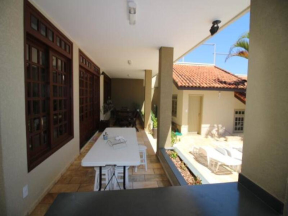 Imagem Sobrado com 3 Quartos à Venda, 360 m² em Jardim Do Lago - Bragança Paulista Imagem Sobrado com 3 Quartos à Venda, 360 m² em Jardim Do Lago - Bragança Paulista
