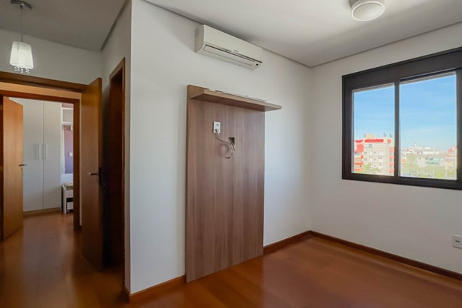 Imagem Cobertura com 2 Quartos à Venda, 144 m² em Jardim Lindóia - Porto Alegre