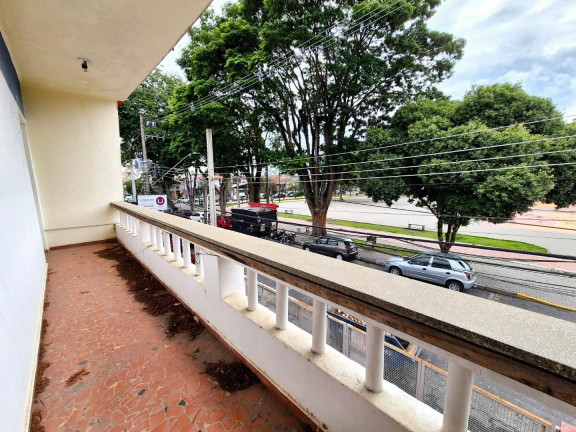 Imagem Casa à Venda, 248 m² em Centro - Pindamonhangaba Imagem Casa à Venda, 248 m² em Centro - Pindamonhangaba