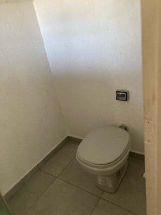 Imagem Casa com 2 Quartos para Alugar, 184 m² em Jardim Nomura - Cotia Imagem Casa com 2 Quartos para Alugar, 184 m² em Jardim Nomura - Cotia