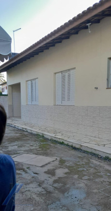 Imagem Casa com 6 Quartos à Venda, 200 m² em Toninhas - Ubatuba Imagem Casa com 6 Quartos à Venda, 200 m² em Toninhas - Ubatuba