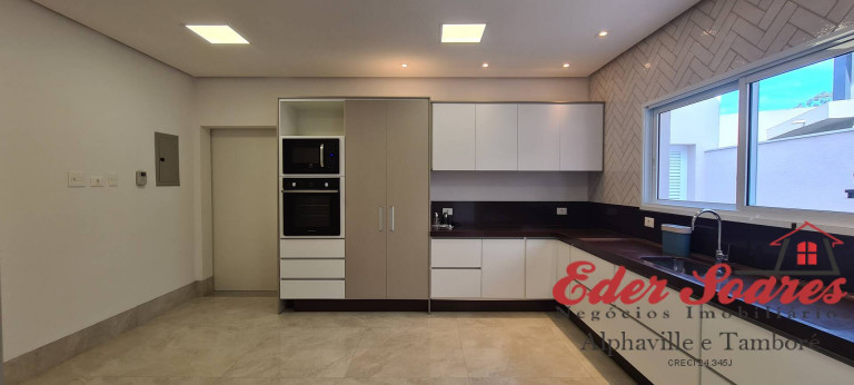 Imagem Casa com 4 Quartos à Venda, 450 m² em Alphaville Residencial Dois - Barueri Imagem Casa com 4 Quartos à Venda, 450 m² em Alphaville Residencial Dois - Barueri
