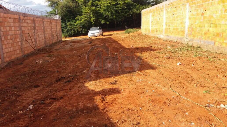 Imagem Terreno à Venda, 255 m² em Guaruja - Montes Claros Imagem Terreno à Venda, 255 m² em Guaruja - Montes Claros