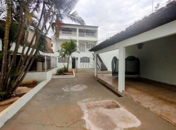 Imagem Casa com 4 Quartos à Venda, 210 m² em Taguatinga Norte (taguatinga) - Brasília