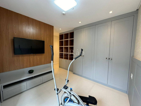 Imagem Apartamento com 4 Quartos à Venda, 182 m² em Centro - Balneário Camboriú Imagem Apartamento com 4 Quartos à Venda, 182 m² em Centro - Balneário Camboriú