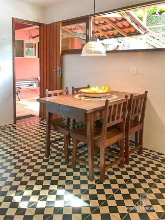 Imagem Casa com 4 Quartos à Venda, 400 m² em Parque Do Imbui - Teresópolis