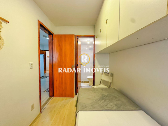 Imagem Apartamento com 3 Quartos à Venda, 140 m² em Algodoal - Cabo Frio