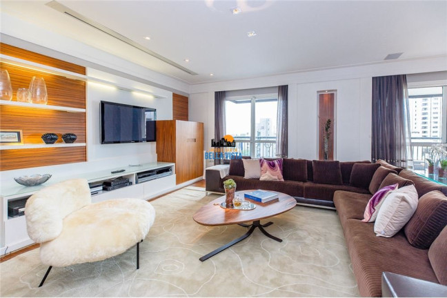 Imagem Apartamento com 3 Quartos à Venda,  em Moema - São Paulo