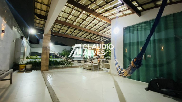Imagem Casa com 3 Quartos à Venda, 300 m² em Cidade Nova - Feira De Santana Imagem Casa com 3 Quartos à Venda, 300 m² em Cidade Nova - Feira De Santana