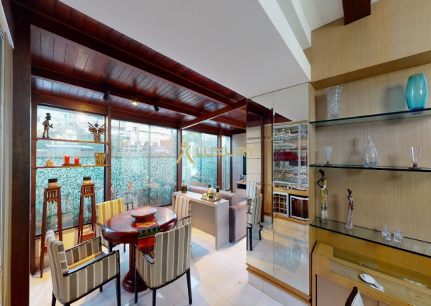Imagem Imóvel com 4 Quartos à Venda, 239 m² em Santo Agostinho - Belo Horizonte