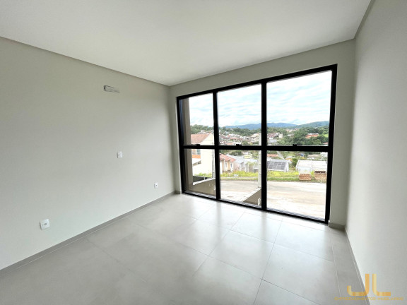 Imagem Casa com 2 Quartos à Venda, 78 m²