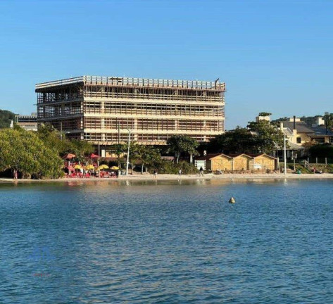 Apartamento com 2 Quartos à Venda, 91 m² em Jurerê - Florianópolis