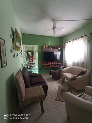 Casa com 3 Quartos à Venda, 189 m² em Poiares - Caraguatatuba
