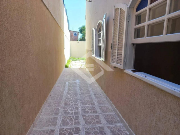 Imagem Casa com 3 Quartos à Venda, 360 m² em Piratininga - Niterói