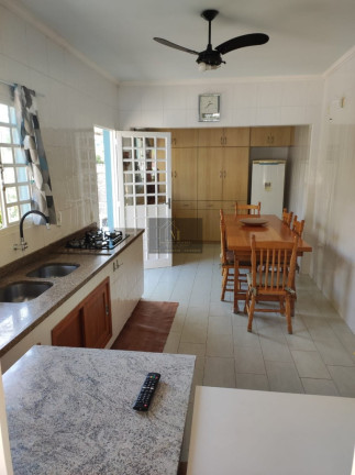 Imagem Casa com 5 Quartos para Alugar, 1.300 m² em Centro - Japira
