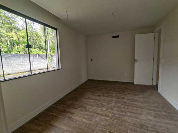 Imagem Casa com 5 Quartos à Venda, 450 m² em Golfe - Teresópolis Imagem Casa com 5 Quartos à Venda, 450 m² em Golfe - Teresópolis