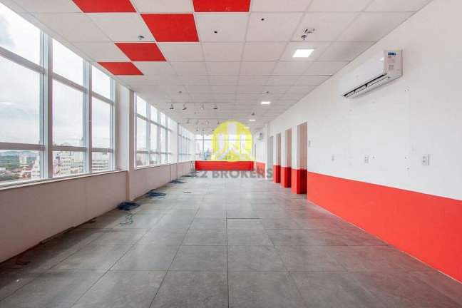 Sala Comercial à Venda, 219 m² em Pinheiros - São Paulo