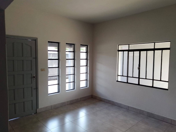 Imagem Casa com 3 Quartos para Alugar, em Vila Nova - Arapongas Imagem Casa com 3 Quartos para Alugar, em Vila Nova - Arapongas