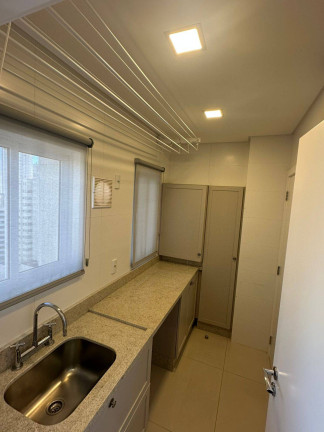 Imagem Casa com 3 Quartos à Venda, 276 m² em Barra - Balneário Camboriú Imagem Casa com 3 Quartos à Venda, 276 m² em Barra - Balneário Camboriú