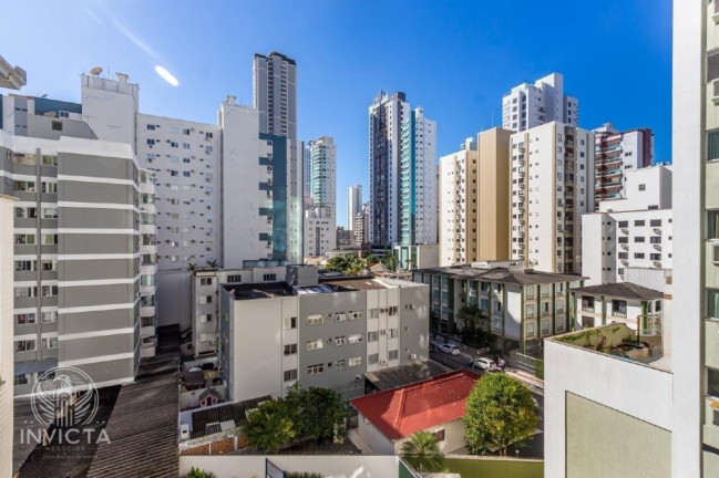 Imagem Apartamento com 3 Quartos à Venda, 178 m² em Centro - Balneário Camboriú Imagem Apartamento com 3 Quartos à Venda, 178 m² em Centro - Balneário Camboriú