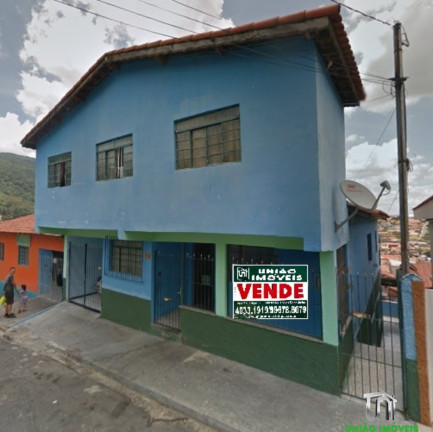 Casa com 3 Quartos à Venda, 210 m² em Centro - Extrema