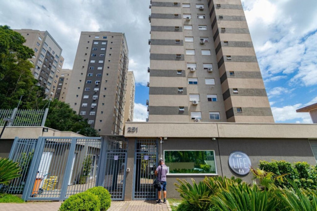 Imóvel com 2 Quartos à Venda, 75 m² em Jardim Carvalho - Porto Alegre