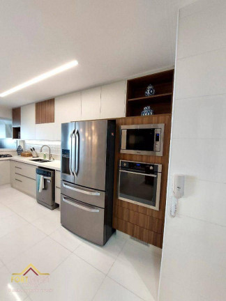Imagem Imóvel com 3 Quartos à Venda, 206 m² em Caiçara - Praia Grande Imagem Imóvel com 3 Quartos à Venda, 206 m² em Caiçara - Praia Grande