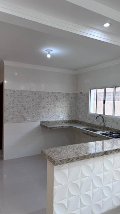 Imagem Casa com 3 Quartos à Venda, 150 m² em Santa Terezinha - Itanhaém