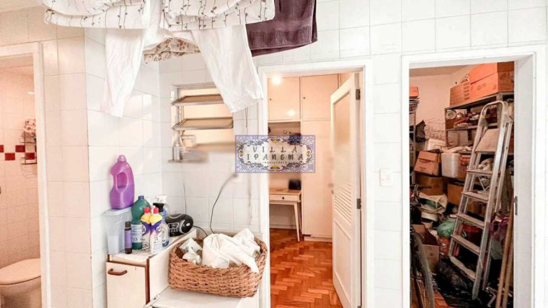 Imagem Apartamento com 4 Quartos à Venda, 161 m² em Lagoa - Rio De Janeiro Imagem Apartamento com 4 Quartos à Venda, 161 m² em Lagoa - Rio De Janeiro