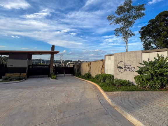 Imagem Terreno à Venda, 180 m² em Vila Rivabem - Campo Largo Imagem Terreno à Venda, 180 m² em Vila Rivabem - Campo Largo