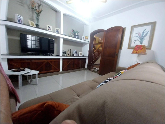 Imagem Casa com 7 Quartos à Venda, 383 m² em Jardim Normandia - Volta Redonda Imagem Casa com 7 Quartos à Venda, 383 m² em Jardim Normandia - Volta Redonda