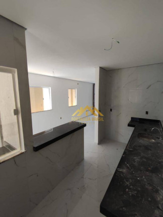 Imagem Imóvel com 4 Quartos à Venda, 150 m² em Sapiranga - Fortaleza Imagem Imóvel com 4 Quartos à Venda, 150 m² em Sapiranga - Fortaleza