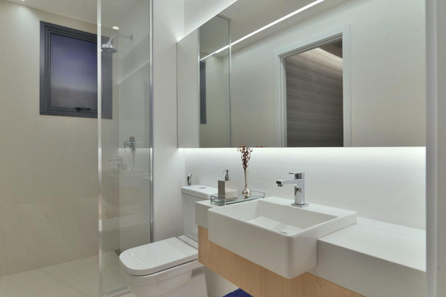 Imagem Apartamento com 2 Quartos à Venda, 70 m² em Savassi - Belo Horizonte