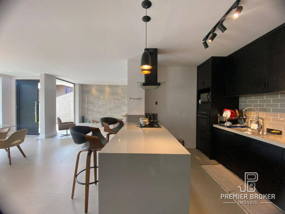 Imagem Casa com 3 Quartos à Venda ou Locação, 399 m² em Panorama - Teresópolis Imagem Casa com 3 Quartos à Venda ou Locação, 399 m² em Panorama - Teresópolis