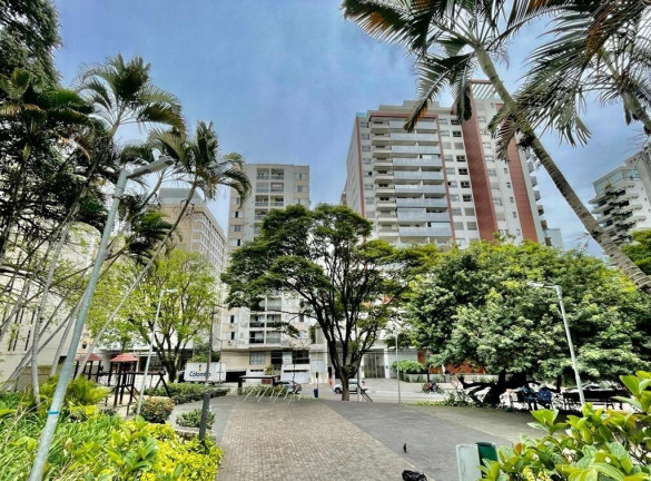 Apartamento com 3 Quartos à Venda, 101 m² em Centro - Florianópolis