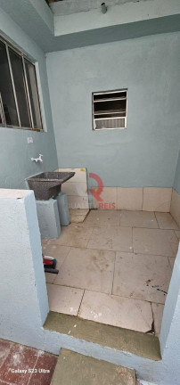 Casa com 2 Quartos para Alugar,  em Jardim Japao - São Paulo