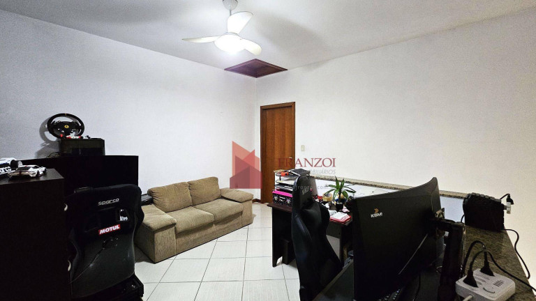 Imagem Sobrado com 2 Quartos à Venda, 100 m² em Cordeiros - Itajaí
