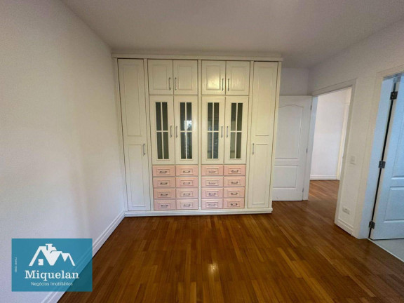 Imagem Casa com 4 Quartos à Venda ou Locação, 670 m² em Roseira - Mairiporã Imagem Casa com 4 Quartos à Venda ou Locação, 670 m² em Roseira - Mairiporã